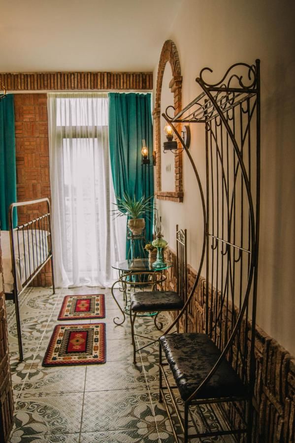 Отель Hotel Janashia Тбилиси-46