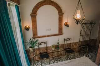 Отель Hotel Janashia Тбилиси Двухместный номер с 1 кроватью и террасой-11